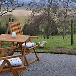 The Hive Lodge Cabin With 3 Peak Views, Ribblehead, Settle Lodge Settle