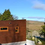 Lodge The Hive Lodge Cabin With 3 Peak Views, Ribblehead, Settle