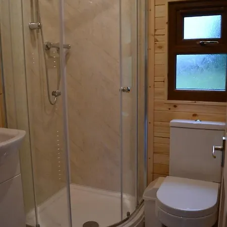 The Hive At Ashes Farm, Near 롯지 세틀