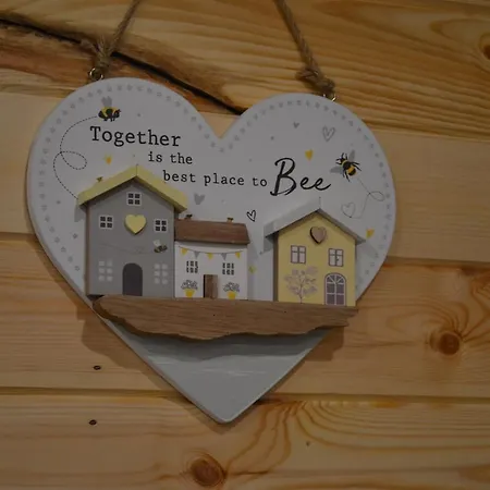 롯지 The Hive At Ashes Farm, Near 세틀